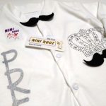 ست سرهمی و کلاه نوزادی پسرانه نی نی روز طرح پرنس کد M449